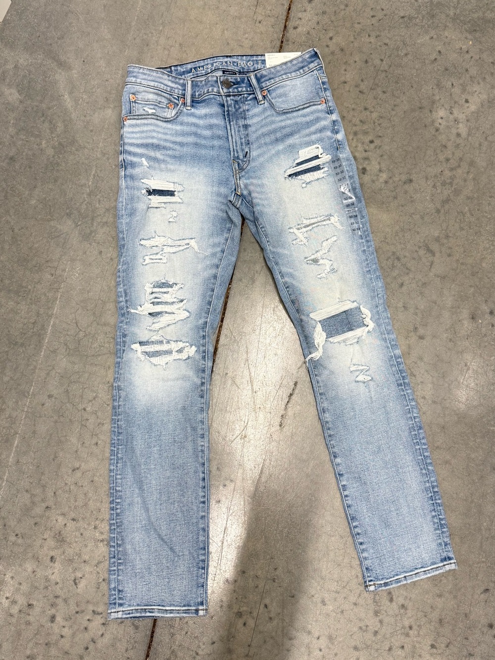 American Eagle Ripped Skinny Jeans 32x32